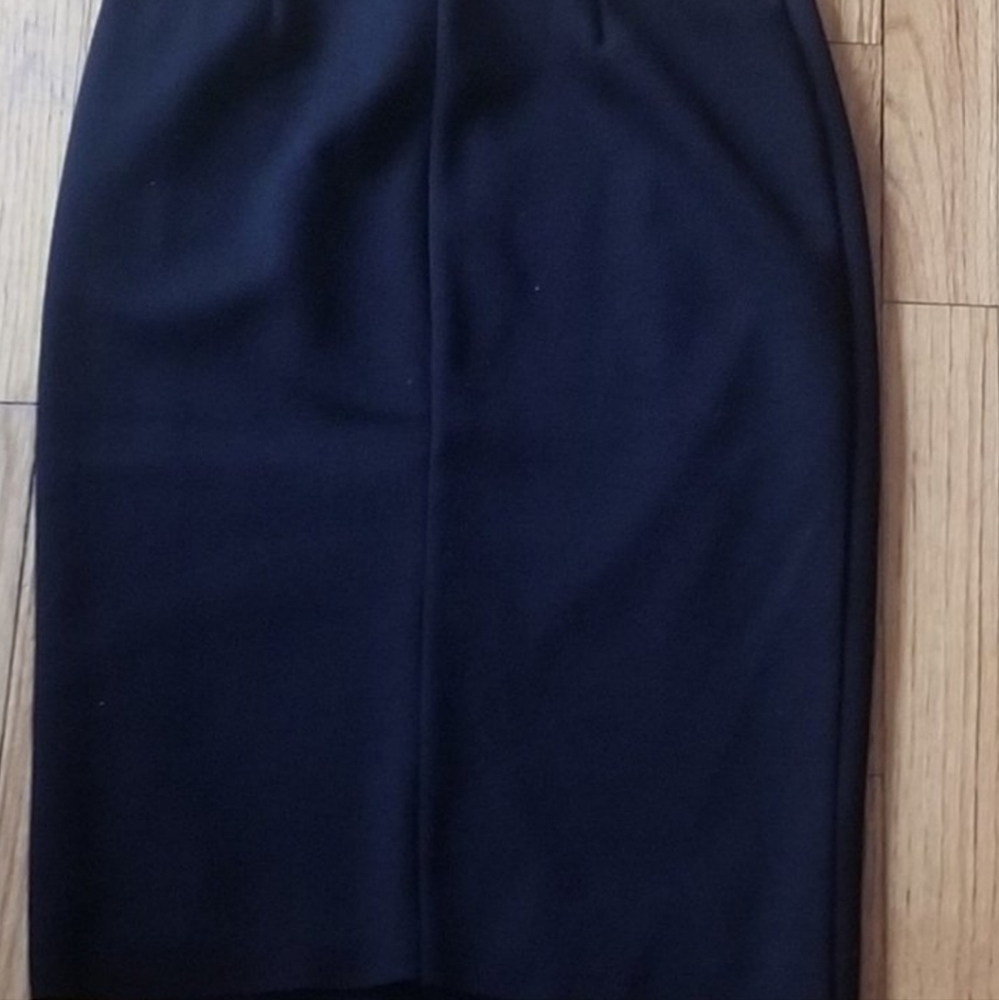 Skirt - Picture 6 of 8